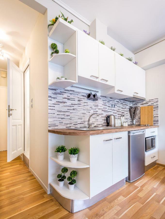 Exceptionally Located Studio Apartment Athen Exterior foto